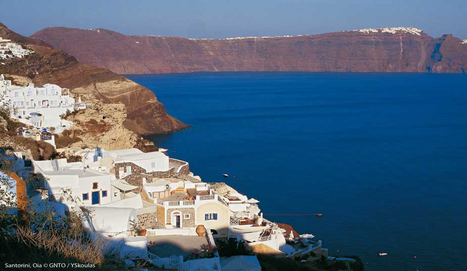 Cruise Rethymno to Santorini Island
