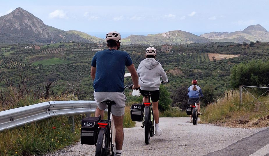 Kourtaliotis - Kotsifou Southern Passage (E-Bike Tour)