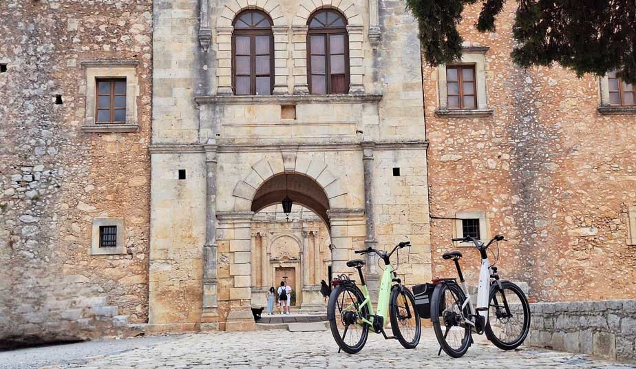 Rethymno - Arkadi Margarites (E-Bike Tour)