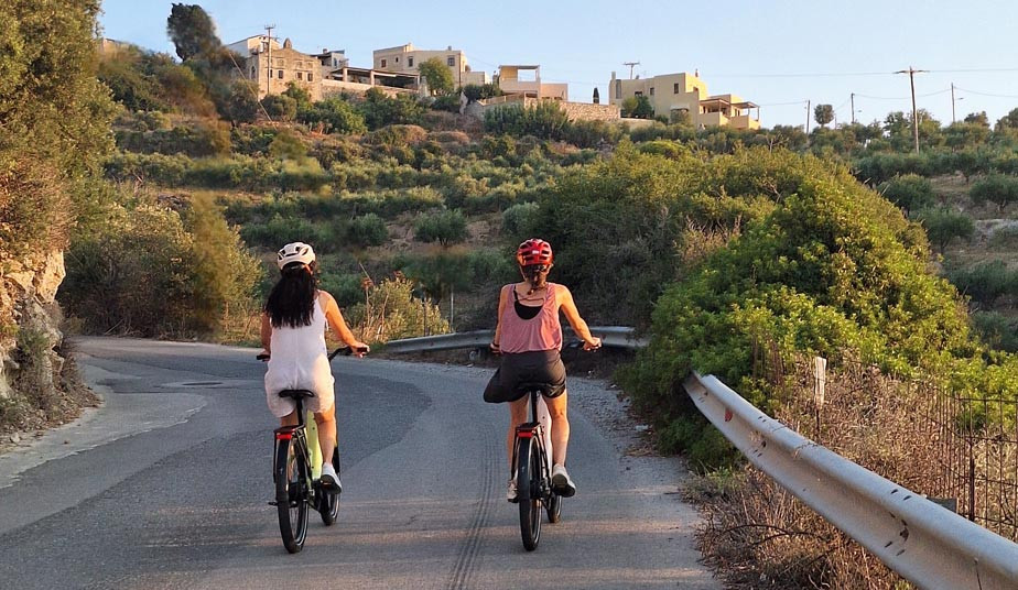 Rethymno –Maroulas Sunset Ride (E-Bike Tour)
