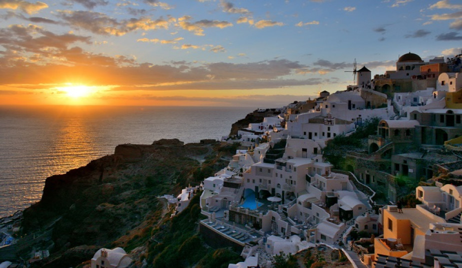 Book Ferry Cruise to Santorini From Rethymno